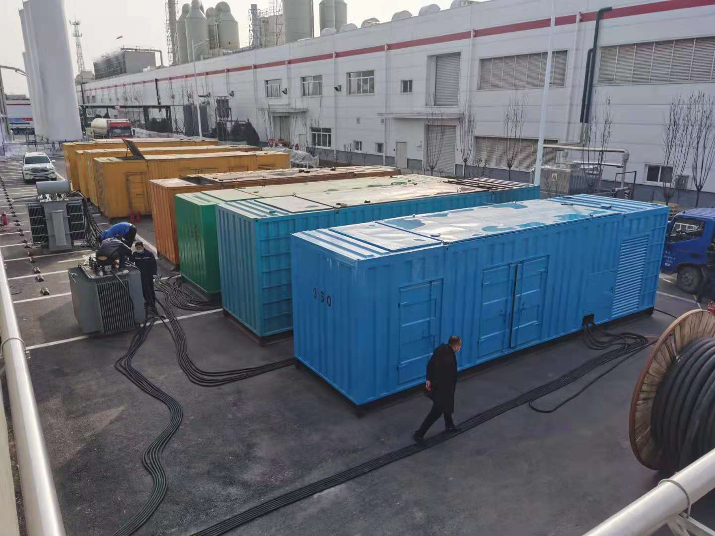 琼中发电机出租-两相发电机与三相发电机有何区别?