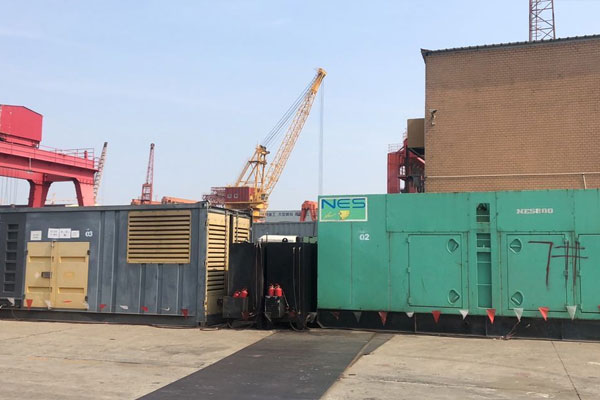 琼中发电机出租空气滤清器的清洁频率是多少？